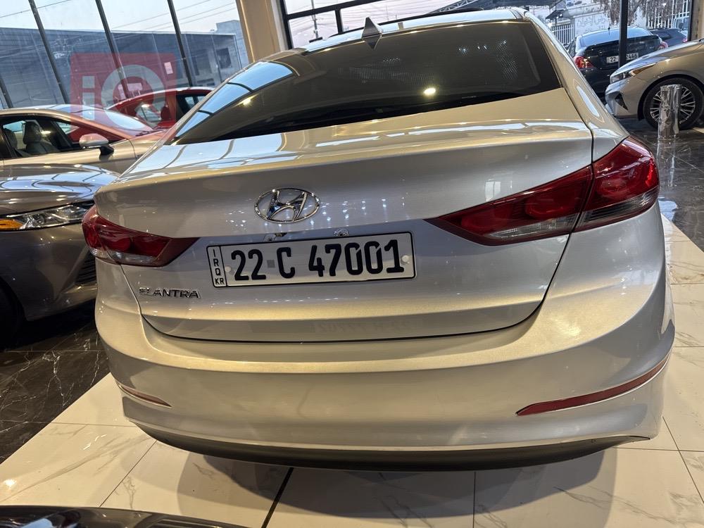 هيونداي النترا